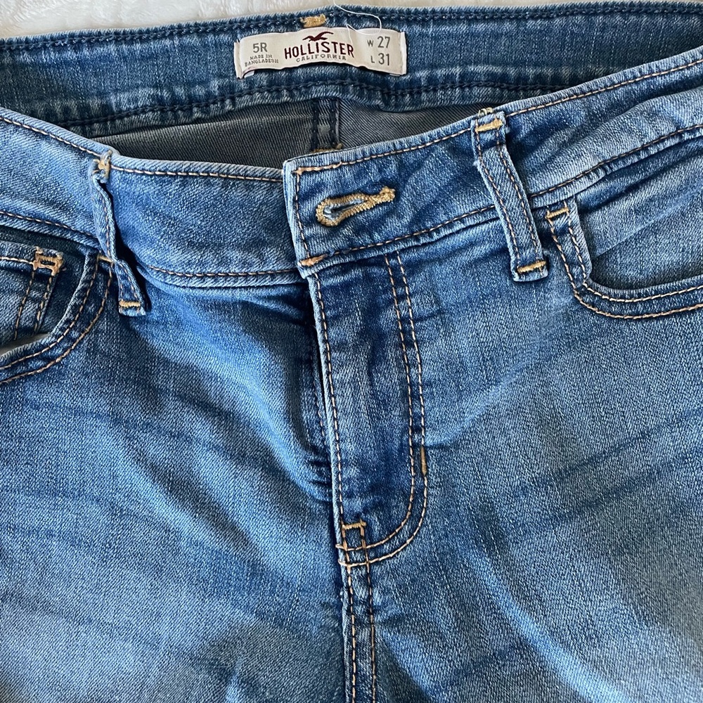 Hollister jeans